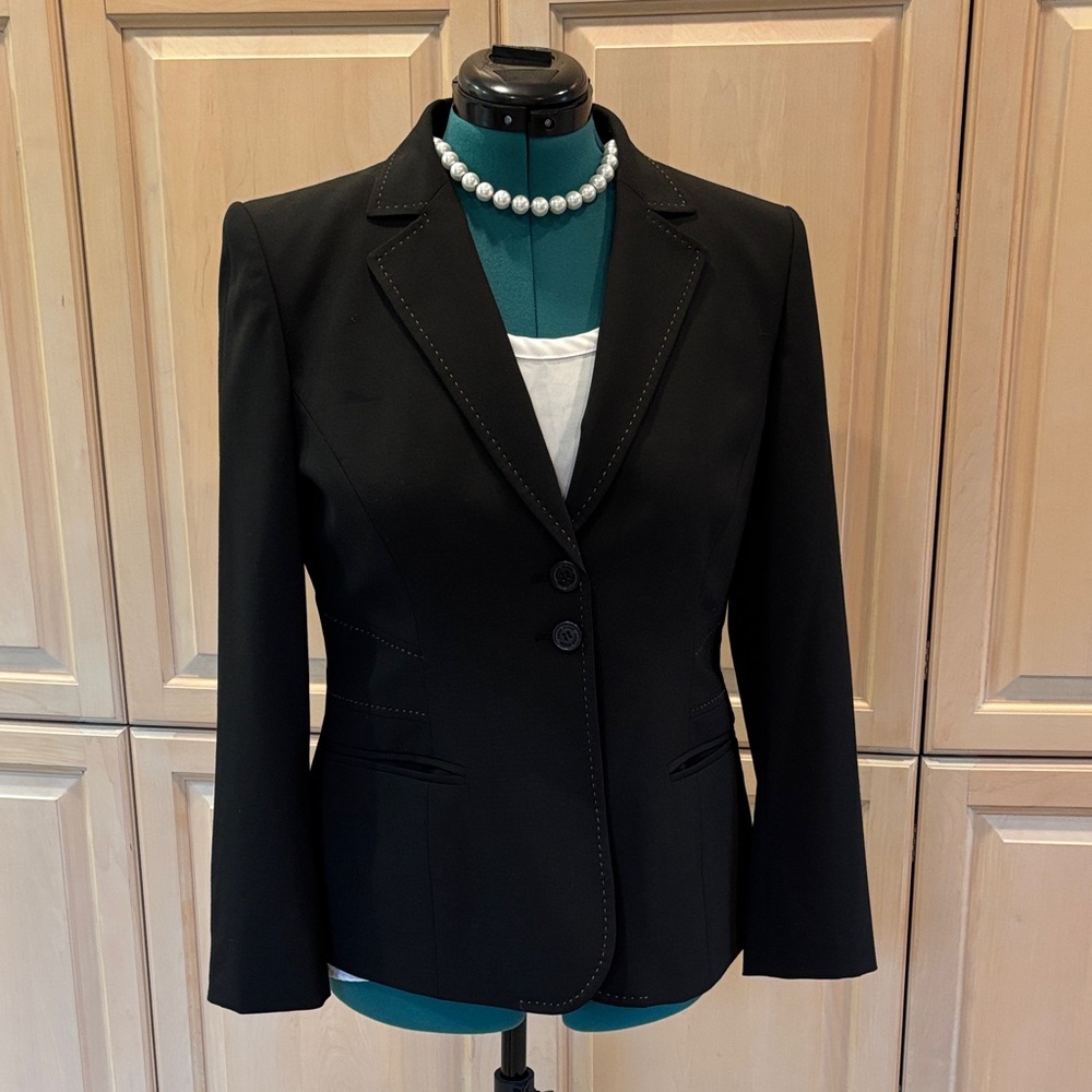 Anne Klein Elegant Black Suit Jacket and Pants